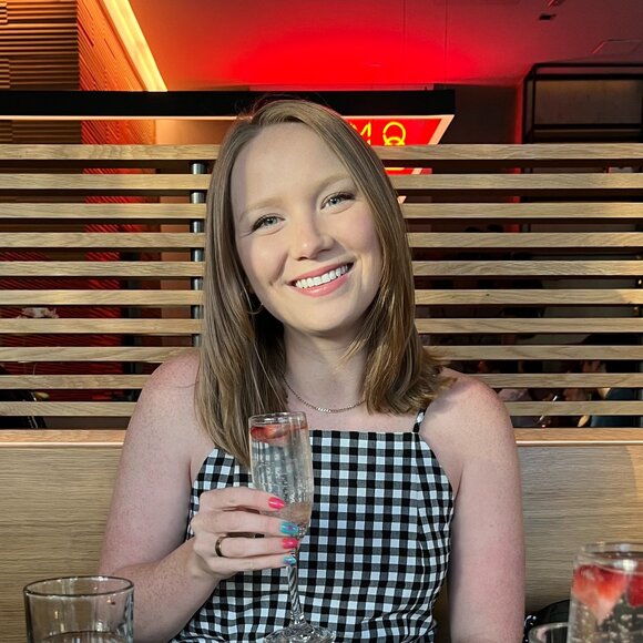 Meet your Posher, Catherine - Picture 1 of 1